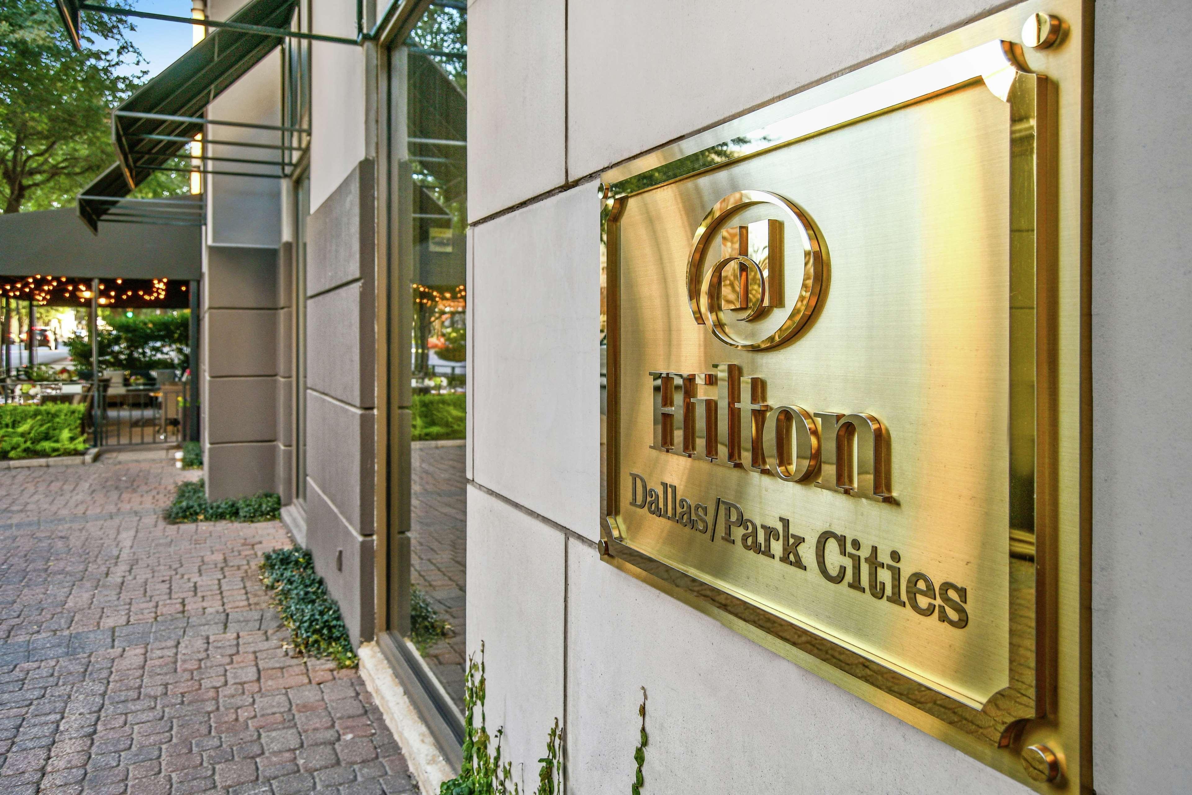 Hilton Dallas-Park Cities Екстериор снимка