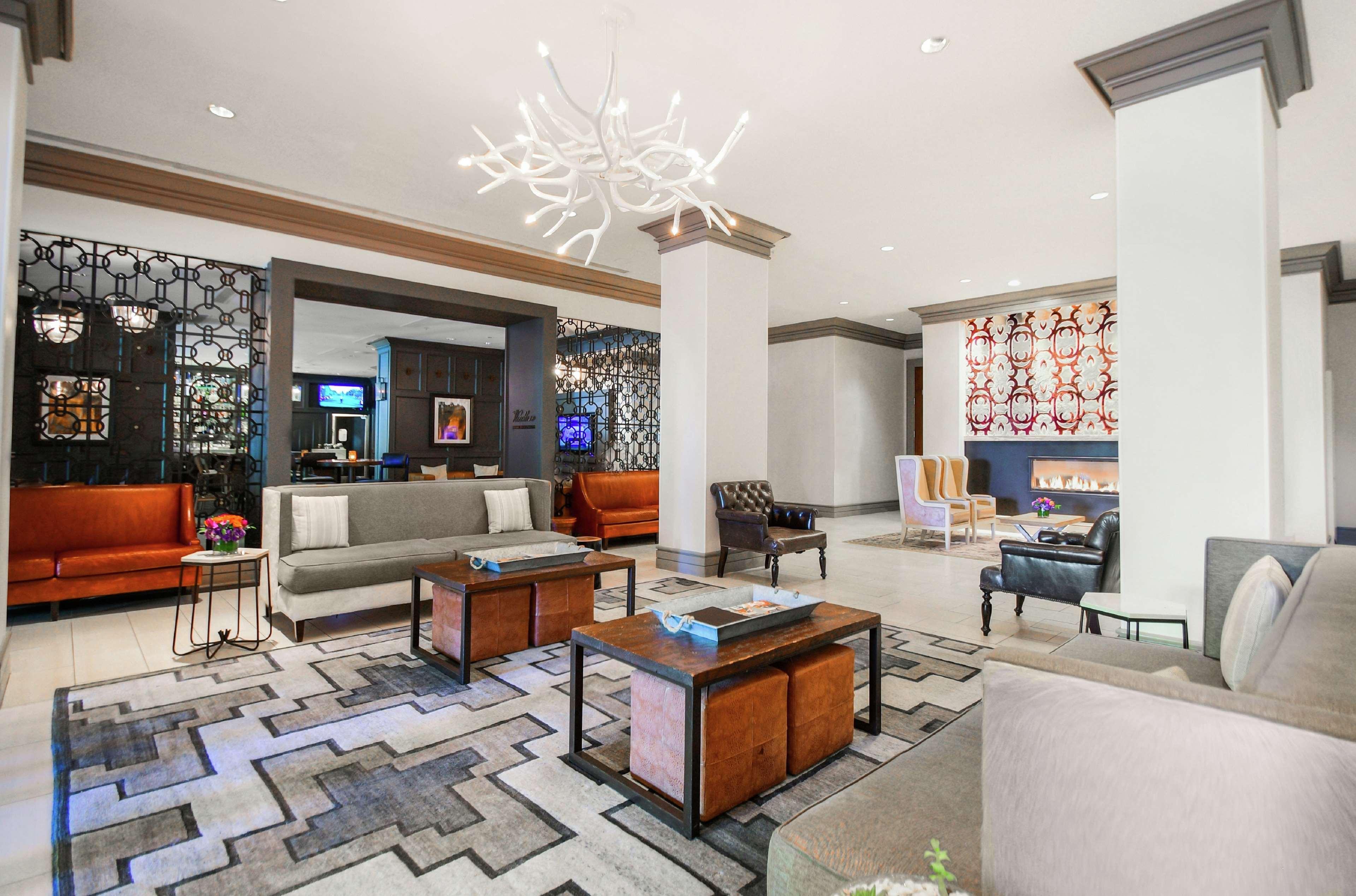 Hilton Dallas-Park Cities Екстериор снимка